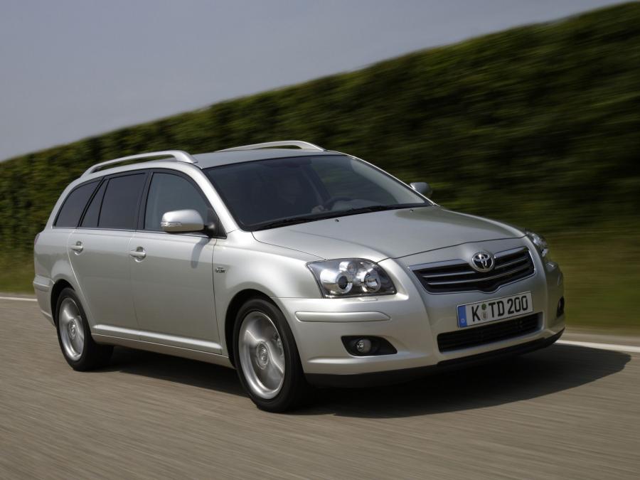  Toyota Avensis Wagon 2006 года  (фото 4 из 71)